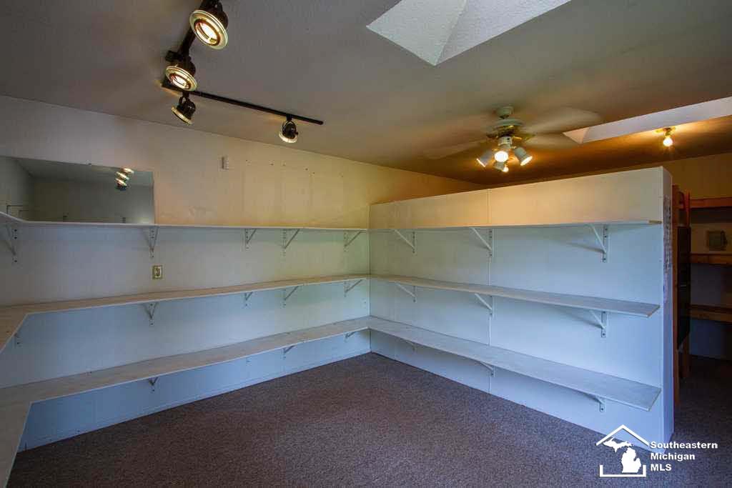 2450 West Erie Road Temperance, MI 48182 - Photo 26 of 28 21177843-25.JPG