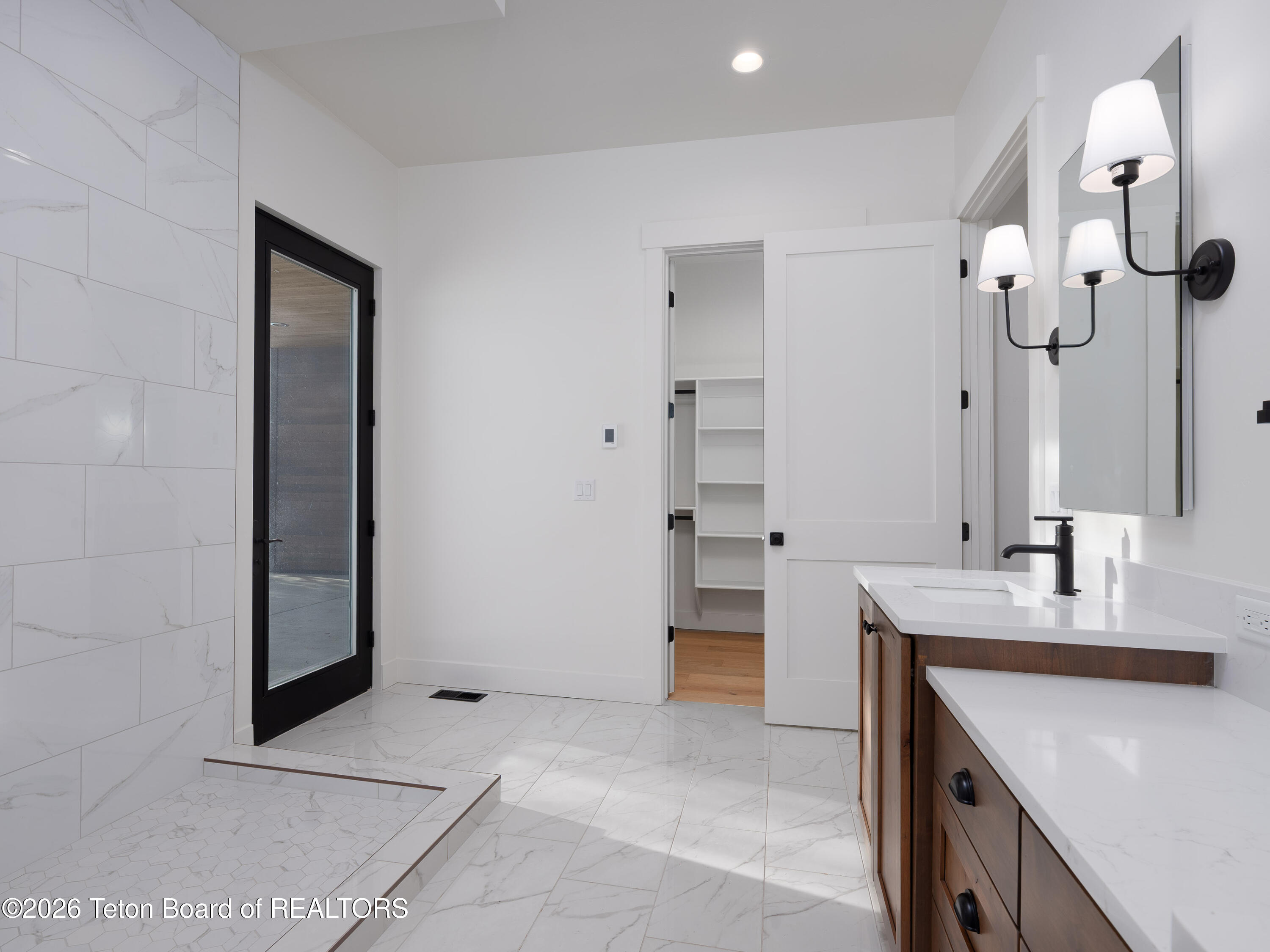 706 Royal Elk Circle Victor, ID 83455 - Photo 12 of 29 12 bath 1b