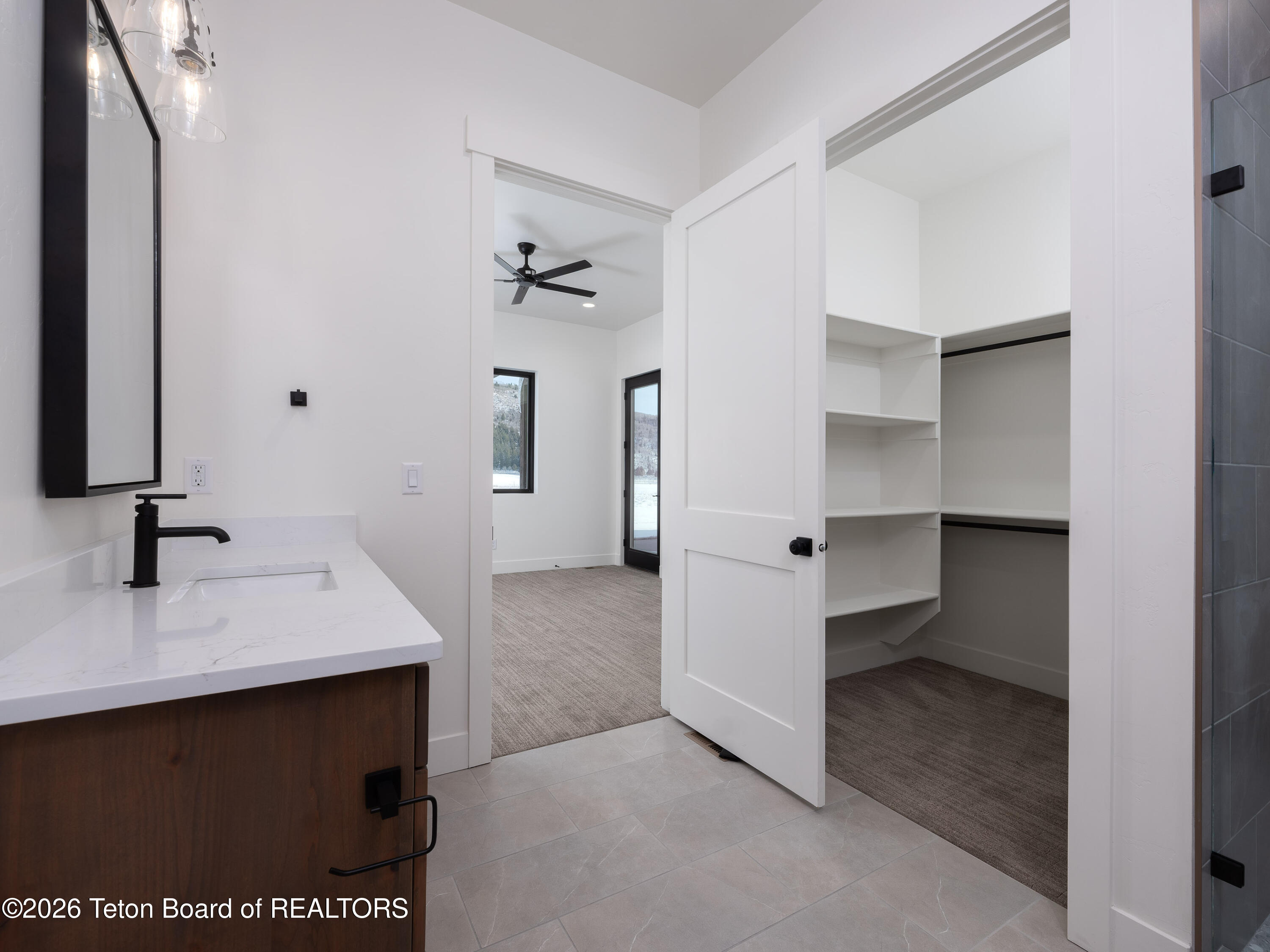 706 Royal Elk Circle Victor, ID 83455 - Photo 18 of 29 18 bath 3c