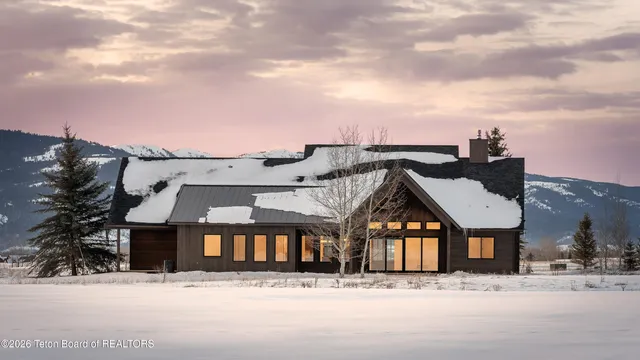 $1,725,000 | 706 Royal Elk Circle, Victor, ID 83455