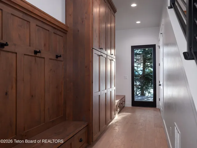 $1,725,000 | 706 Royal Elk Circle, Victor, ID 83455