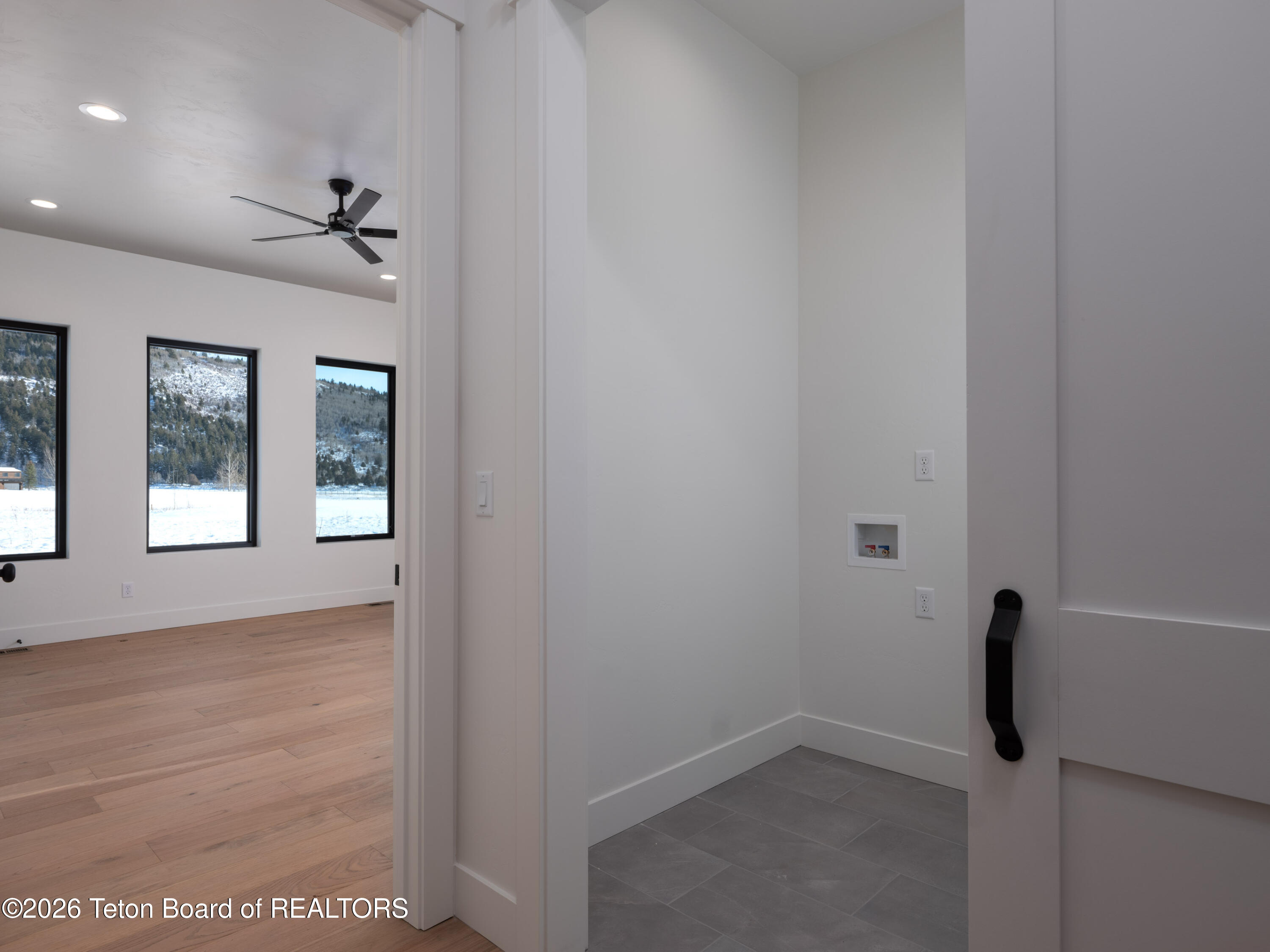 706 Royal Elk Circle Victor, ID 83455 - Photo 28 of 29 28 laundry