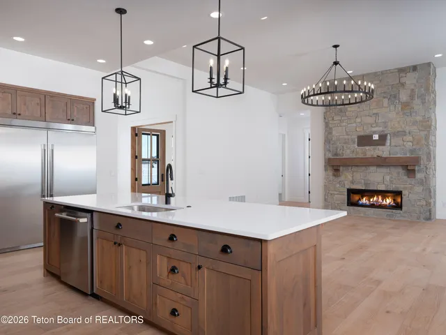 $1,725,000 | 706 Royal Elk Circle, Victor, ID 83455