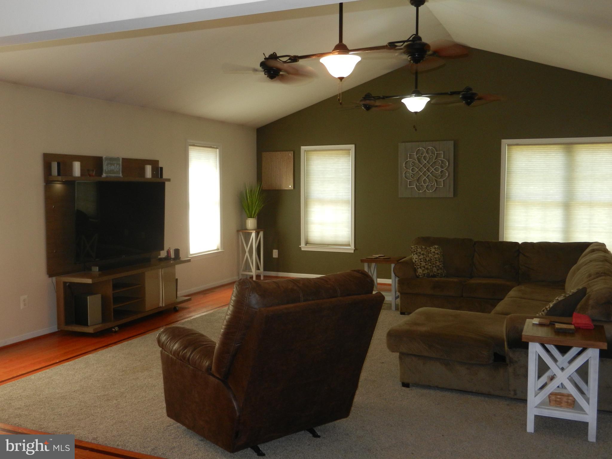 111 Azalea Road Colonial Beach, VA 22443 - Photo 3 of 33 Gallery Image 3