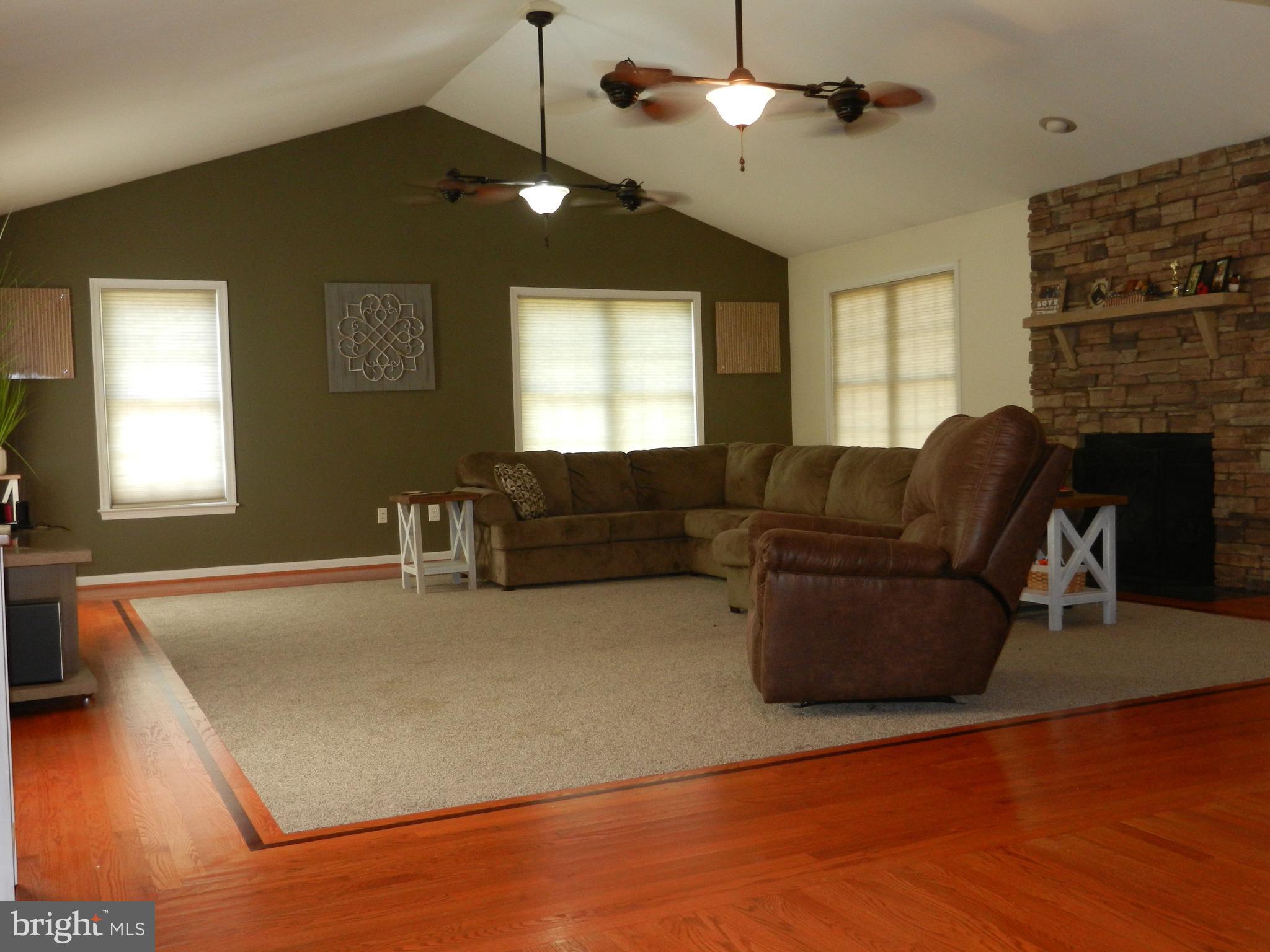 111 Azalea Road Colonial Beach, VA 22443 - Photo 5 of 33 Gallery Image 5