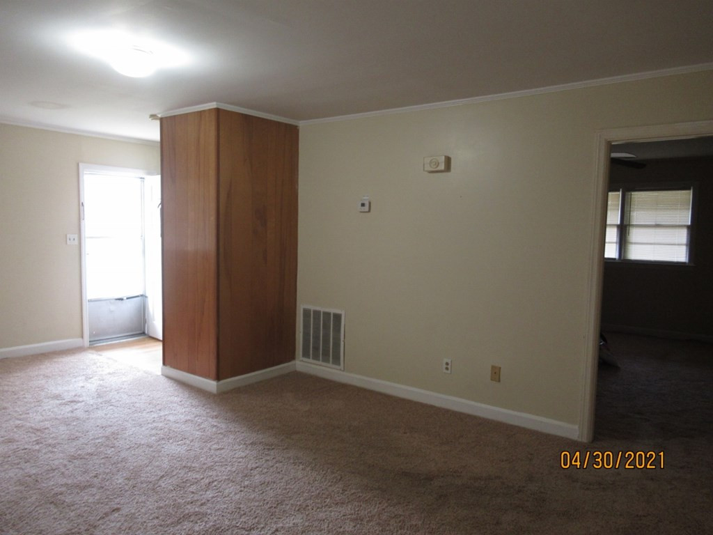 326 West Hampton Avenue, Unit 9 Sumter, SC 29150 - Photo 3 of 13