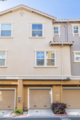 $1,098,000 | 2200 Beech Circle, San Jose, CA 95131