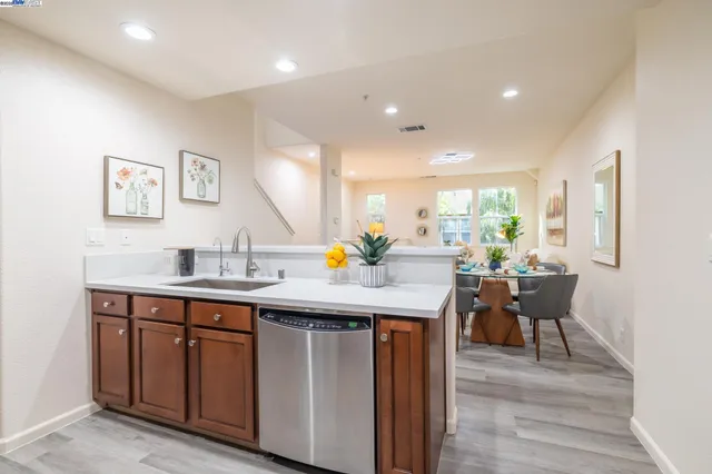 $1,098,000 | 2200 Beech Circle, San Jose, CA 95131