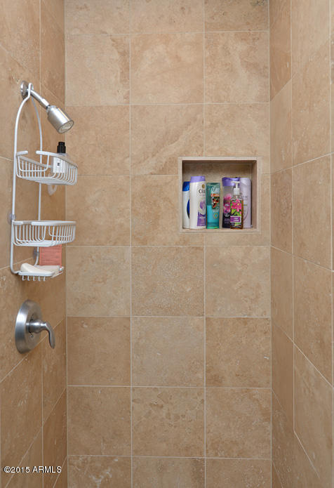 2211 East Camelback Road, Unit 606 Phoenix, AZ 85016 - Photo 13 of 32 Guest Bath Shower.jpg