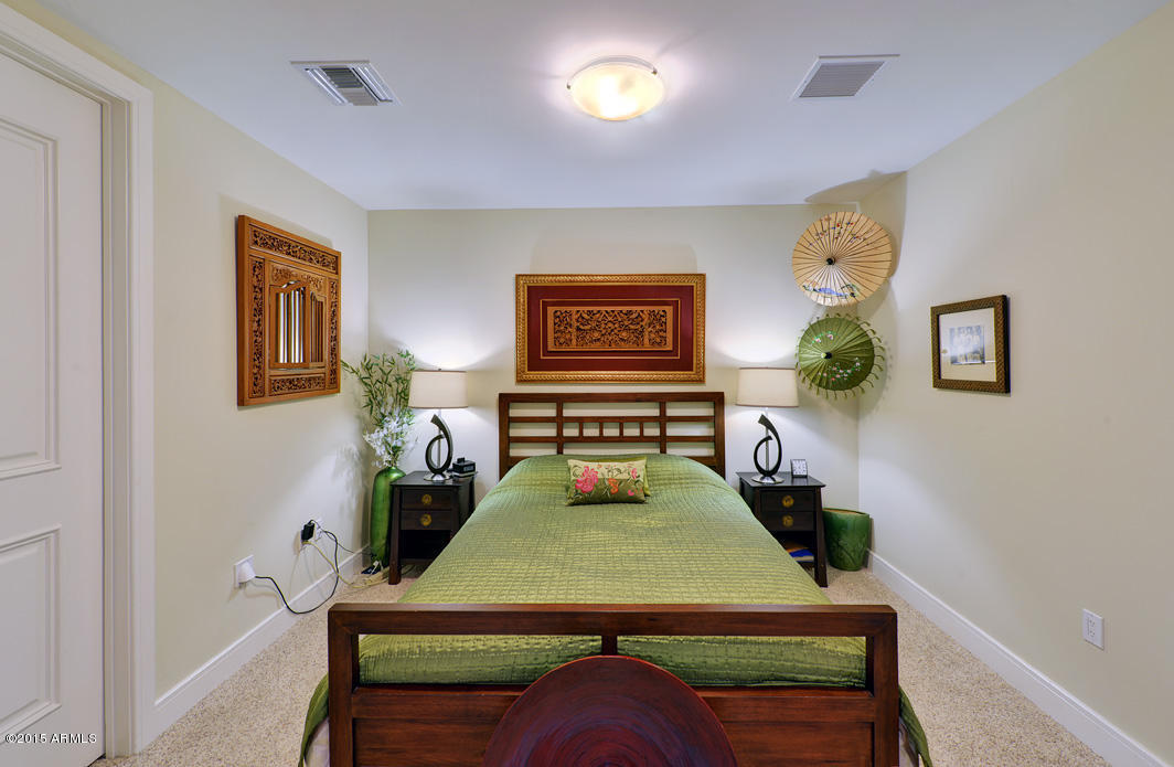2211 East Camelback Road, Unit 606 Phoenix, AZ 85016 - Photo 14 of 32 2nd Bedroom.jpg