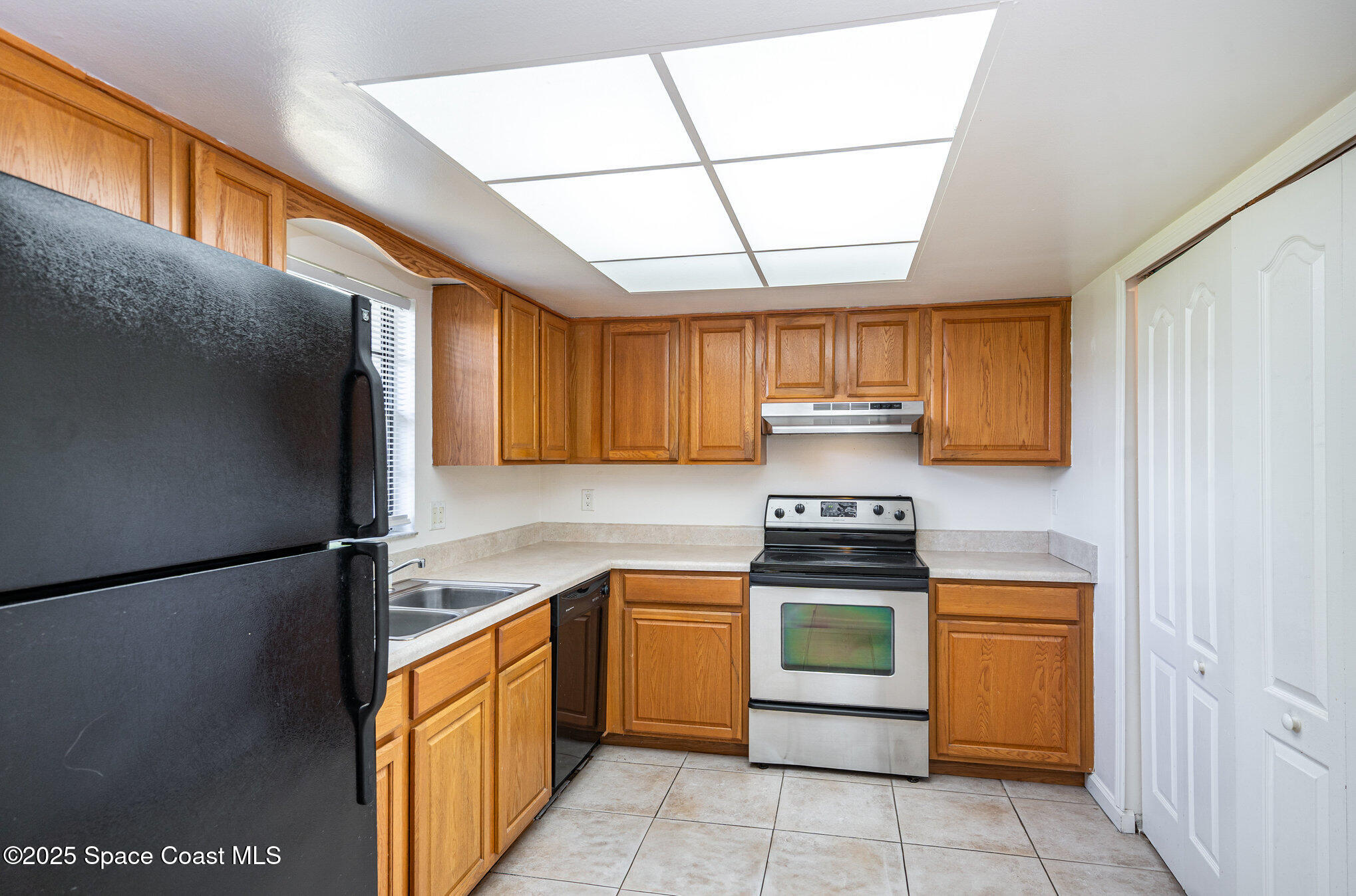 807 Poinciana Street Rockledge, FL 32955 - Photo 8 of 23 807 Poinciana Street