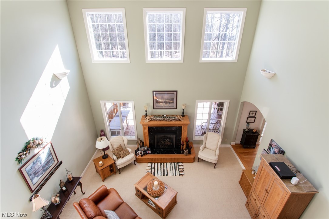 11599 Gladstone Road Warren, OH 44481 - Photo 17 of 35 Great room (from the catwalk)