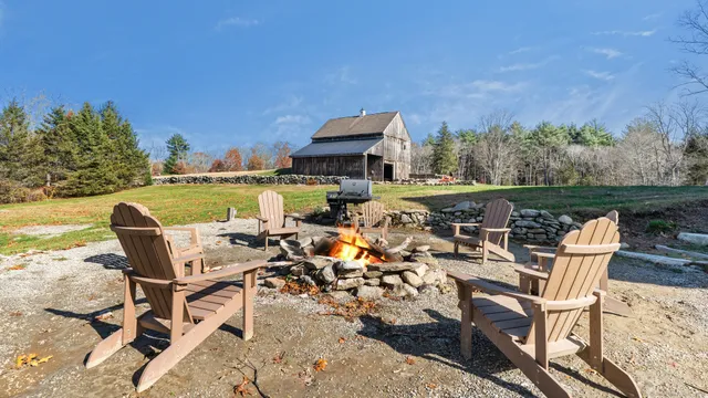 $750,000 | 245 Brooklyn Road, Canterbury, CT 06331