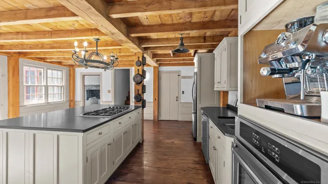 $750,000 | 245 Brooklyn Road, Canterbury, CT 06331