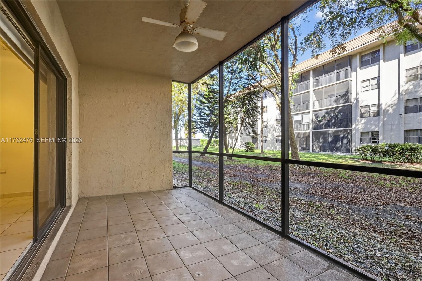 481 Ives Dairy Road, Unit 1054 Miami, FL 33179 - Photo 27 of 36