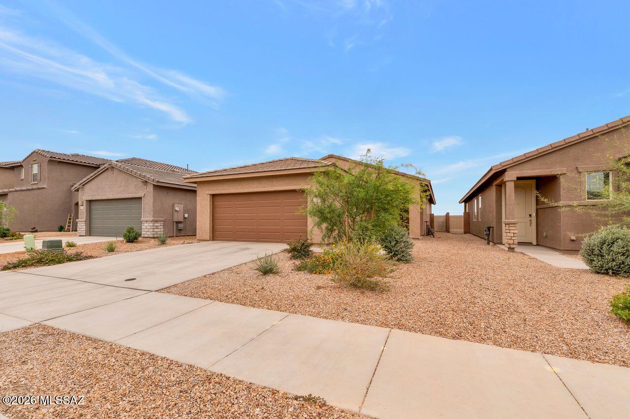 11014 South Rila Drive Vail, AZ 85641 - Photo 33 of 34 Qp-04971