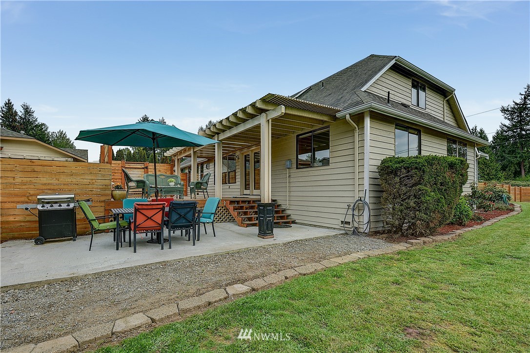 10104 Southeast 187th Street Renton, WA 98055 - Photo 19 of 25