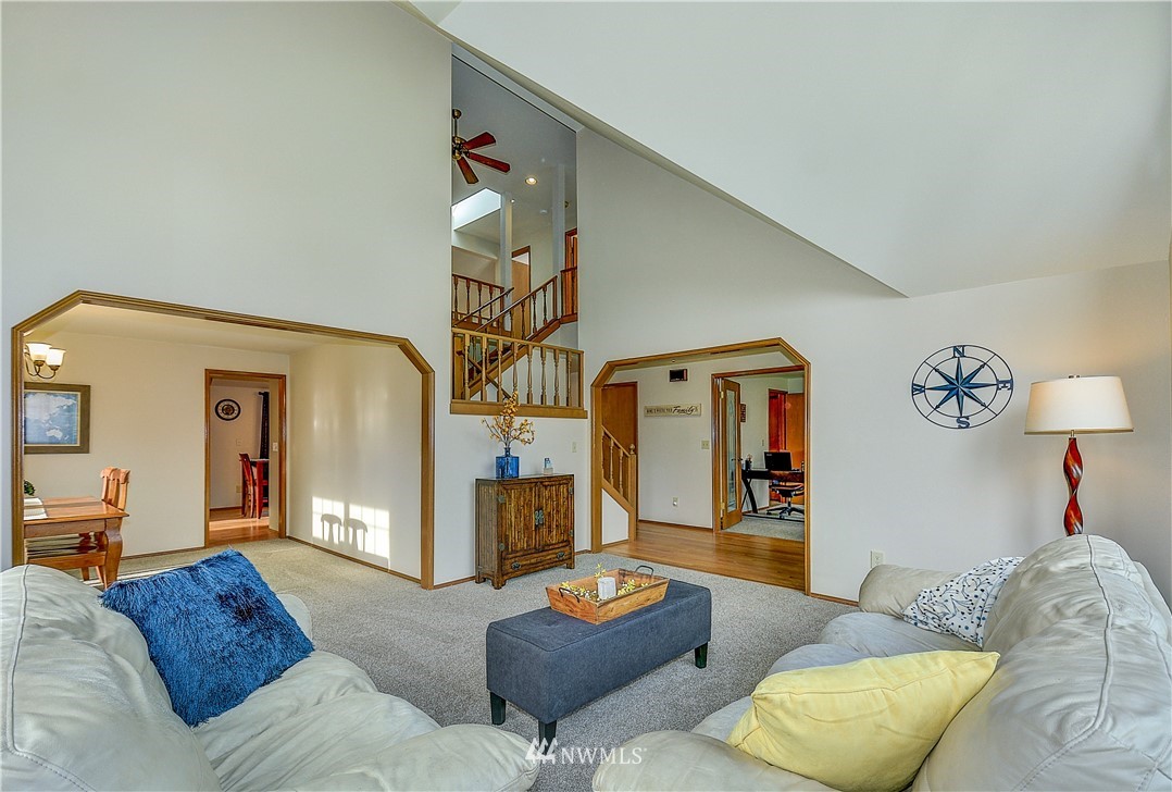 10104 Southeast 187th Street Renton, WA 98055 - Photo 3 of 25