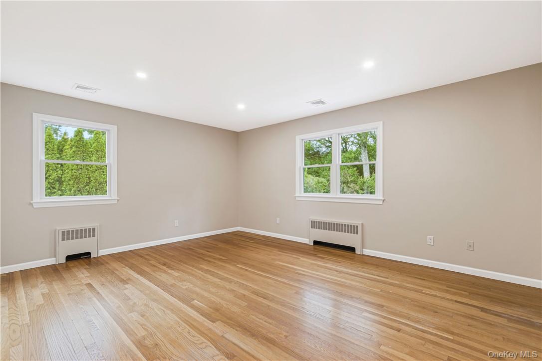5 Paddock Road Rye Brook, NY 10573 - Photo 10 of 23 Primary bedroom, walk in closet