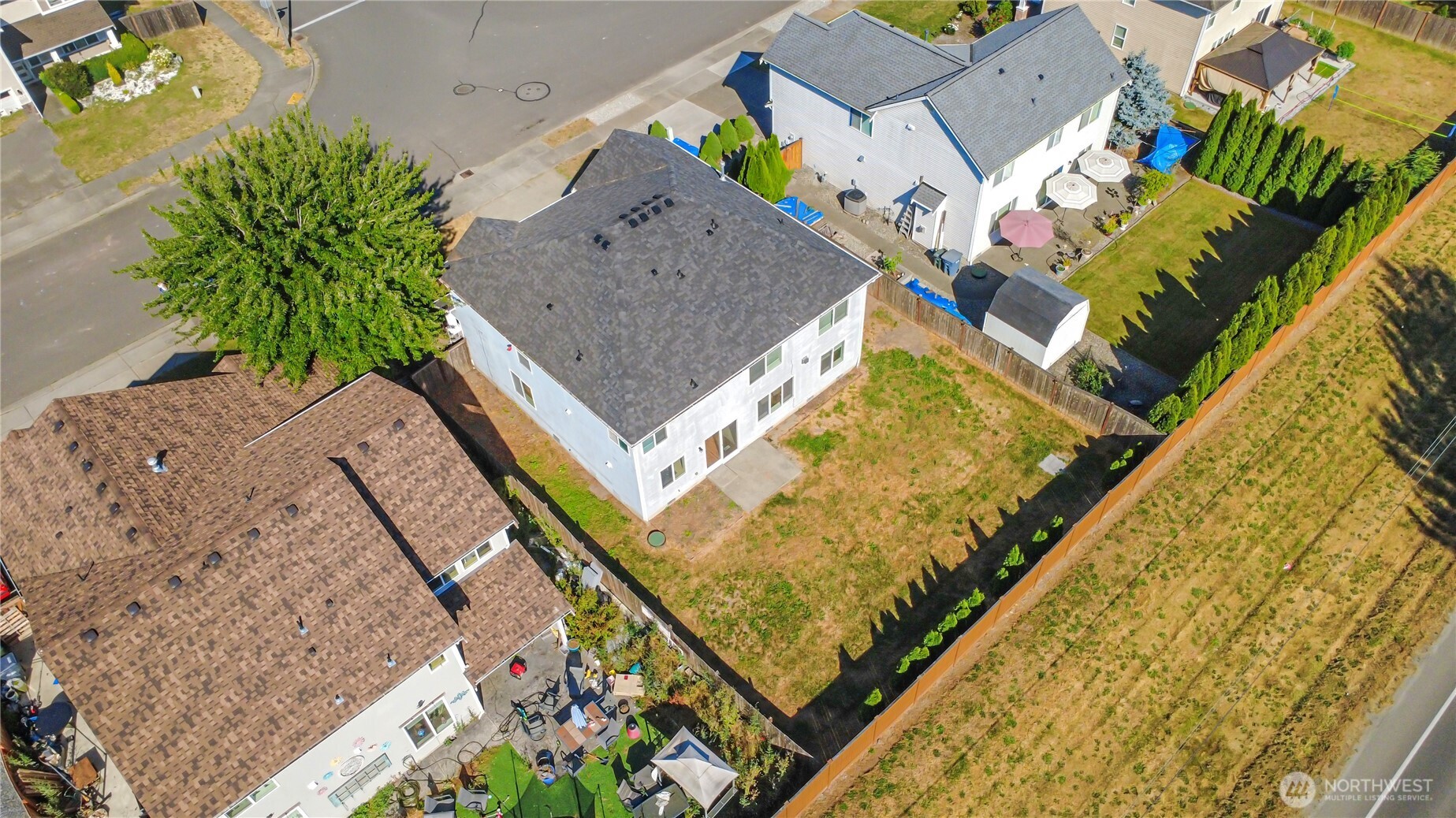 1401 Riddell Avenue Northeast Orting, WA 98360 - Photo 32 of 35