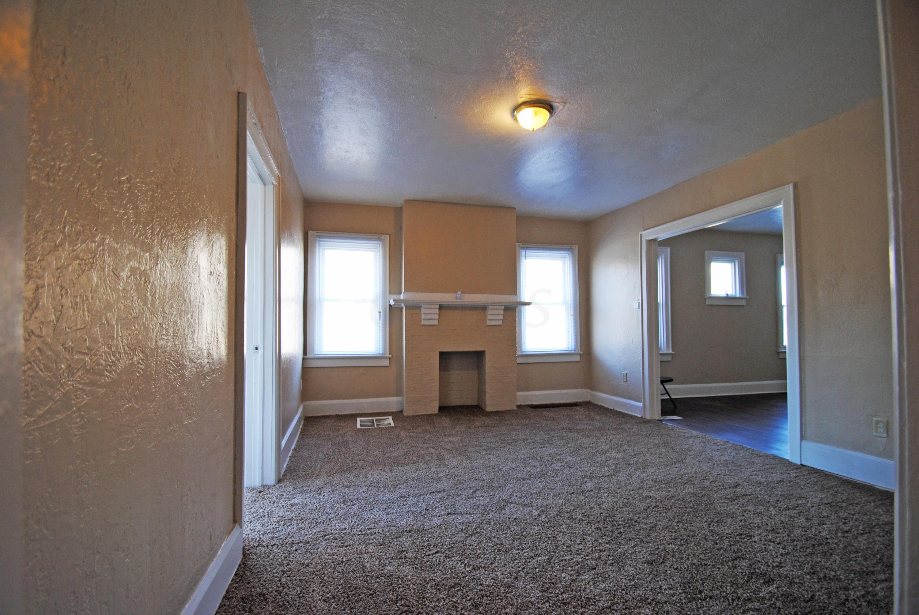 528-532 Berkeley Road Columbus, OH 43205 - Photo 4 of 10 Gallery Image 4