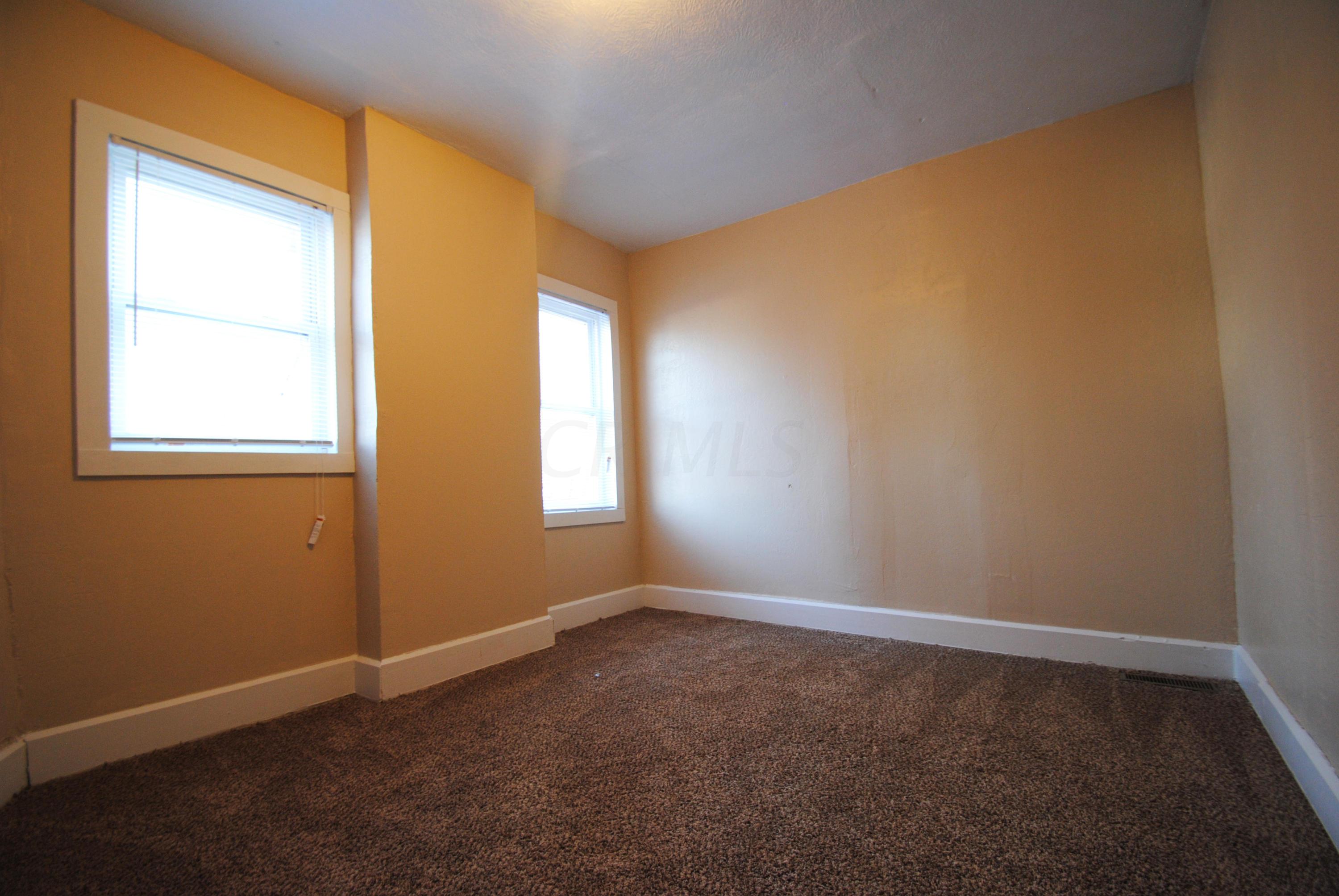 528-532 Berkeley Road Columbus, OH 43205 - Photo 8 of 10 Gallery Image 8