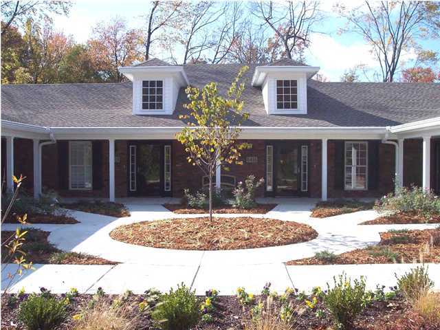 6416 Renate Road Louisville, KY 40291 - Photo 1 of 10 Primary Photo