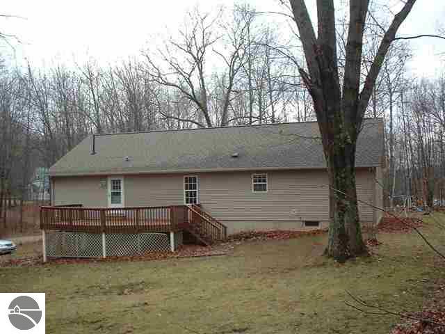 10103 Alpine Drive Reed City, MI 49677 - Photo 2 of 19 1740760-1.JPG