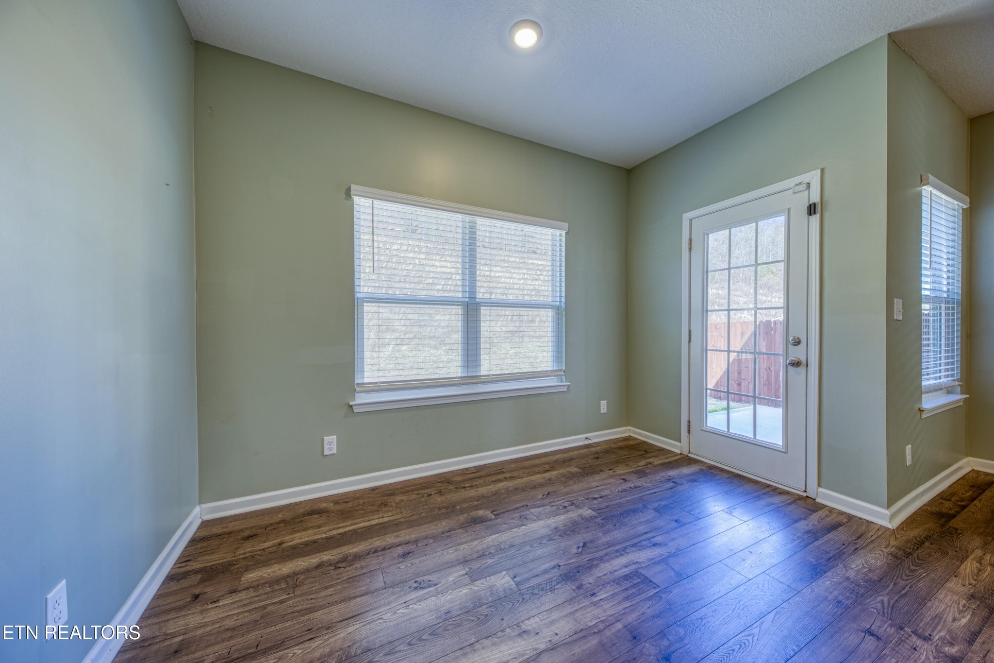 136 Ibis Loop Oak Ridge, TN 37830 - Photo 10 of 31 Gallery Image 10