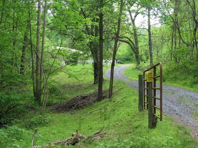 1441 Audrey Lane Blue Ridge, VA 24064 - Photo 3 of 57 AudreyLn - gated entrance