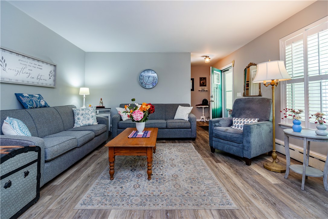 220 Alvin Street Warwick, RI 02886 - Photo 7 of 45