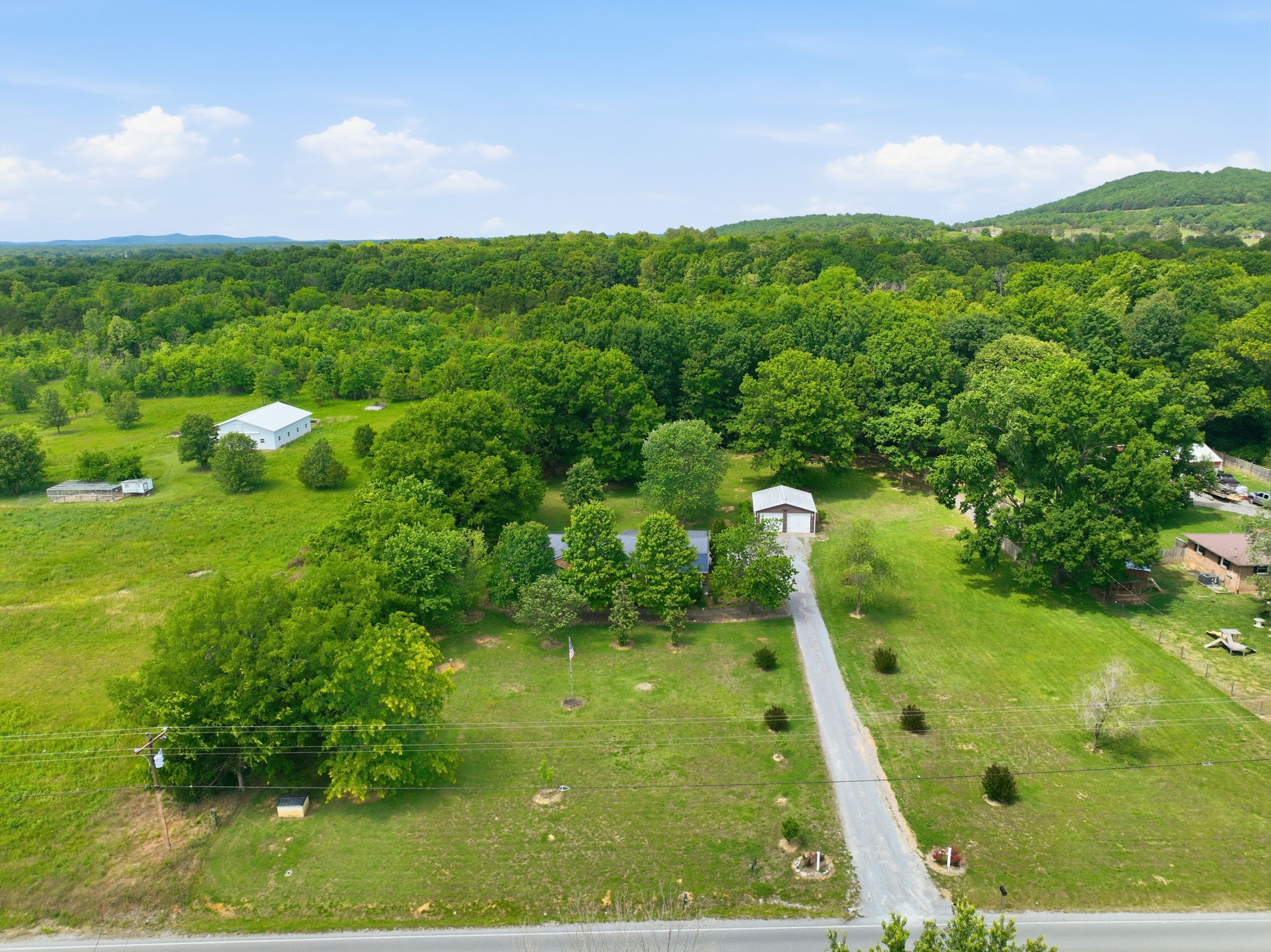 3041 Unionville Deason Road Bell Buckle, TN 37020 - Photo 3 of 35