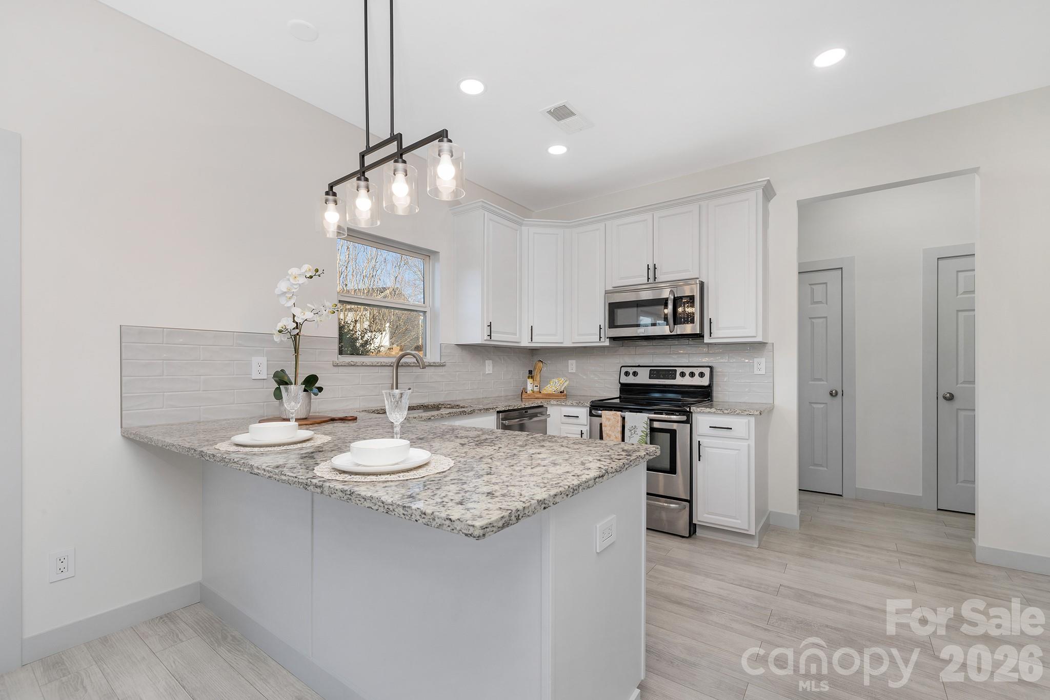 1612 Beleek Ridge Lane Clover, SC 29710 - Photo 8 of 30