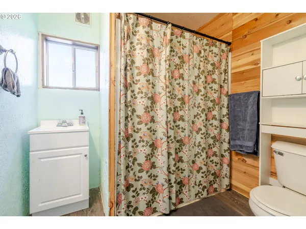 $319,000 | 40352 Holley Heights Loop, Sweet Home, OR 97386