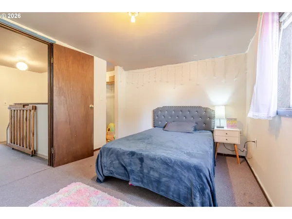 $319,000 | 40352 Holley Heights Loop, Sweet Home, OR 97386