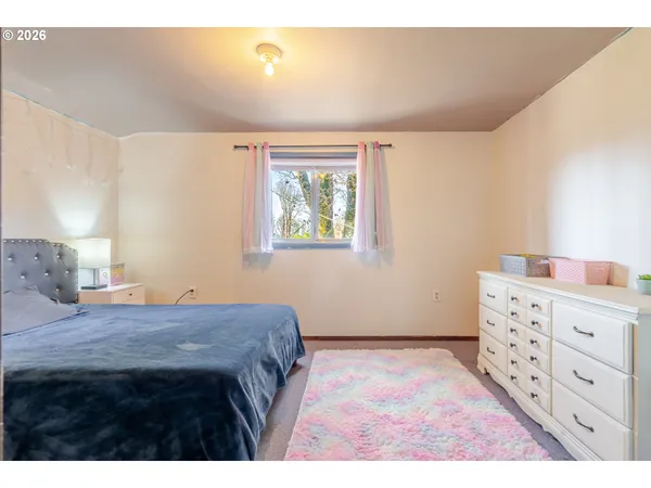 $319,000 | 40352 Holley Heights Loop, Sweet Home, OR 97386