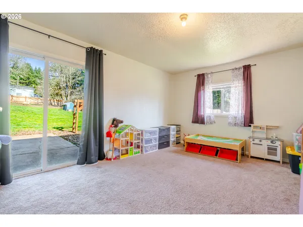 $319,000 | 40352 Holley Heights Loop, Sweet Home, OR 97386