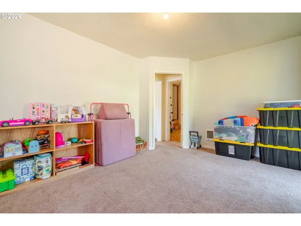 $319,000 | 40352 Holley Heights Loop, Sweet Home, OR 97386