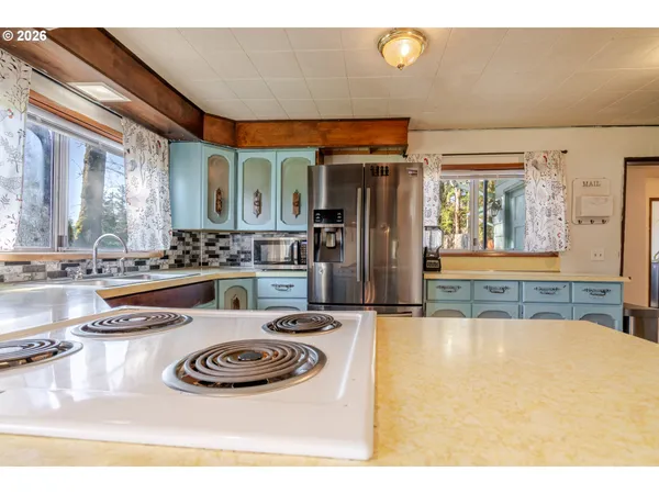 $319,000 | 40352 Holley Heights Loop, Sweet Home, OR 97386