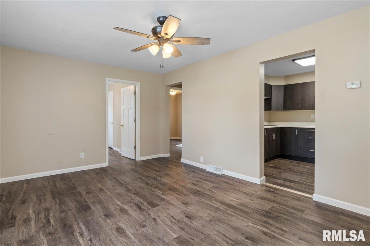 813 North Stephens Avenue Springfield, IL 62702 - Photo 5 of 25