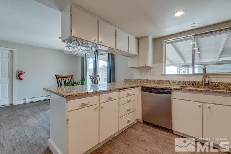 11800 Deodar Way Reno, NV 89506 - Photo 9 of 22 Photo 9