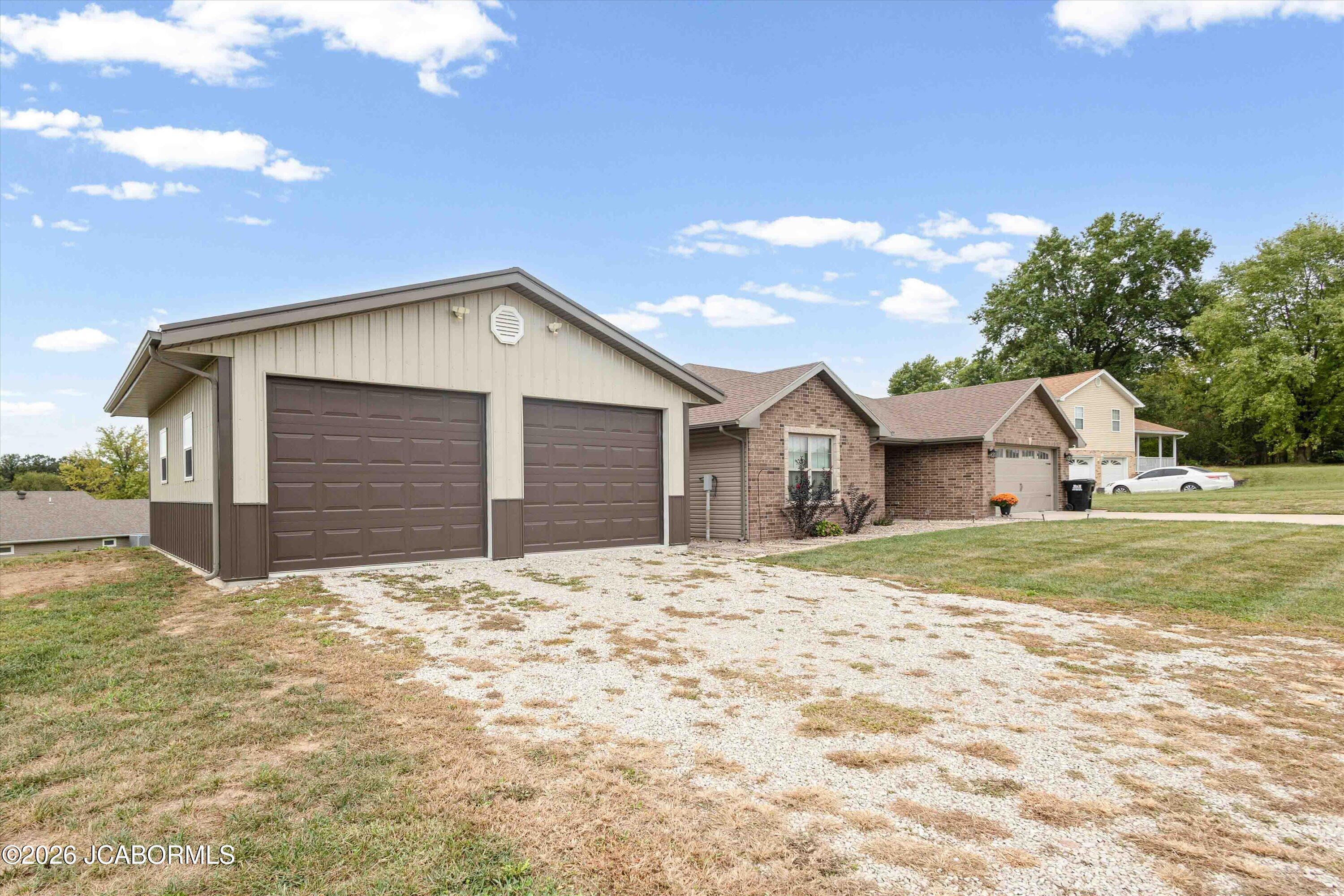 9812 Old Forge Road Eugene, MO 65032 - Photo 4 of 36 Gallery Image 4