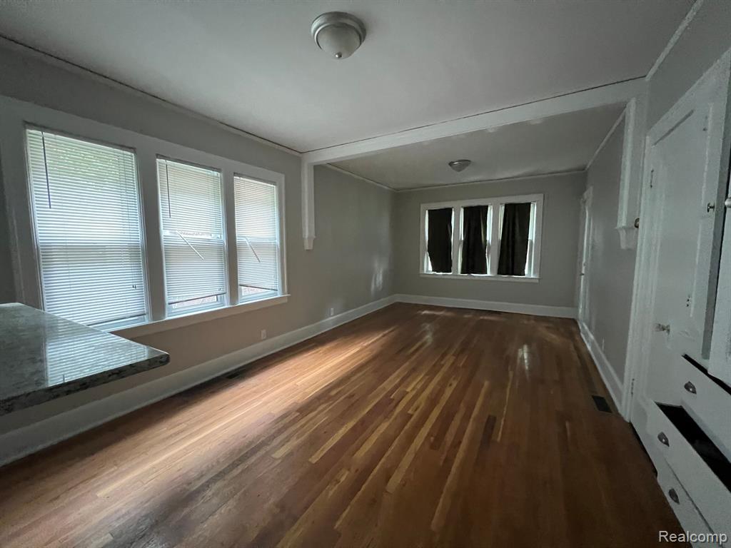 864 Nottingham Road, Unit 1S Grosse Pointe, MI 48230 - Photo 18 of 20