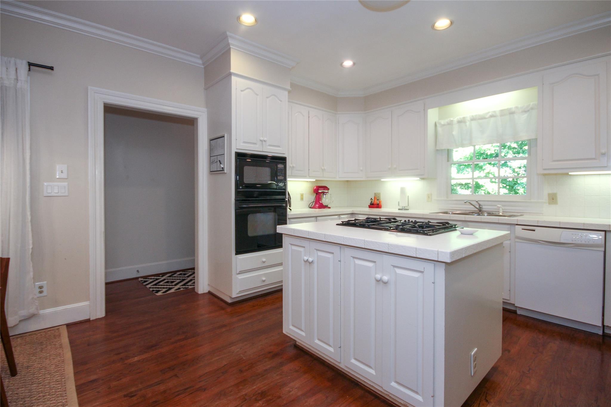 5700 Colony Road Charlotte, NC 28226 - Photo 17 of 48 Gallery Image 17