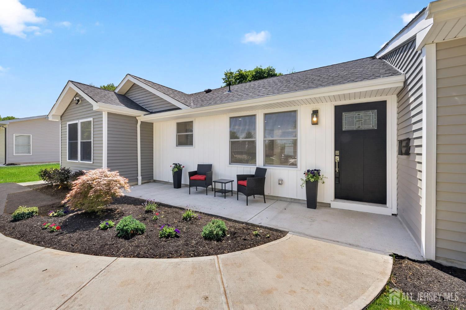 19 Springdale Road Kendall Park, NJ 08824 - Photo 3 of 41