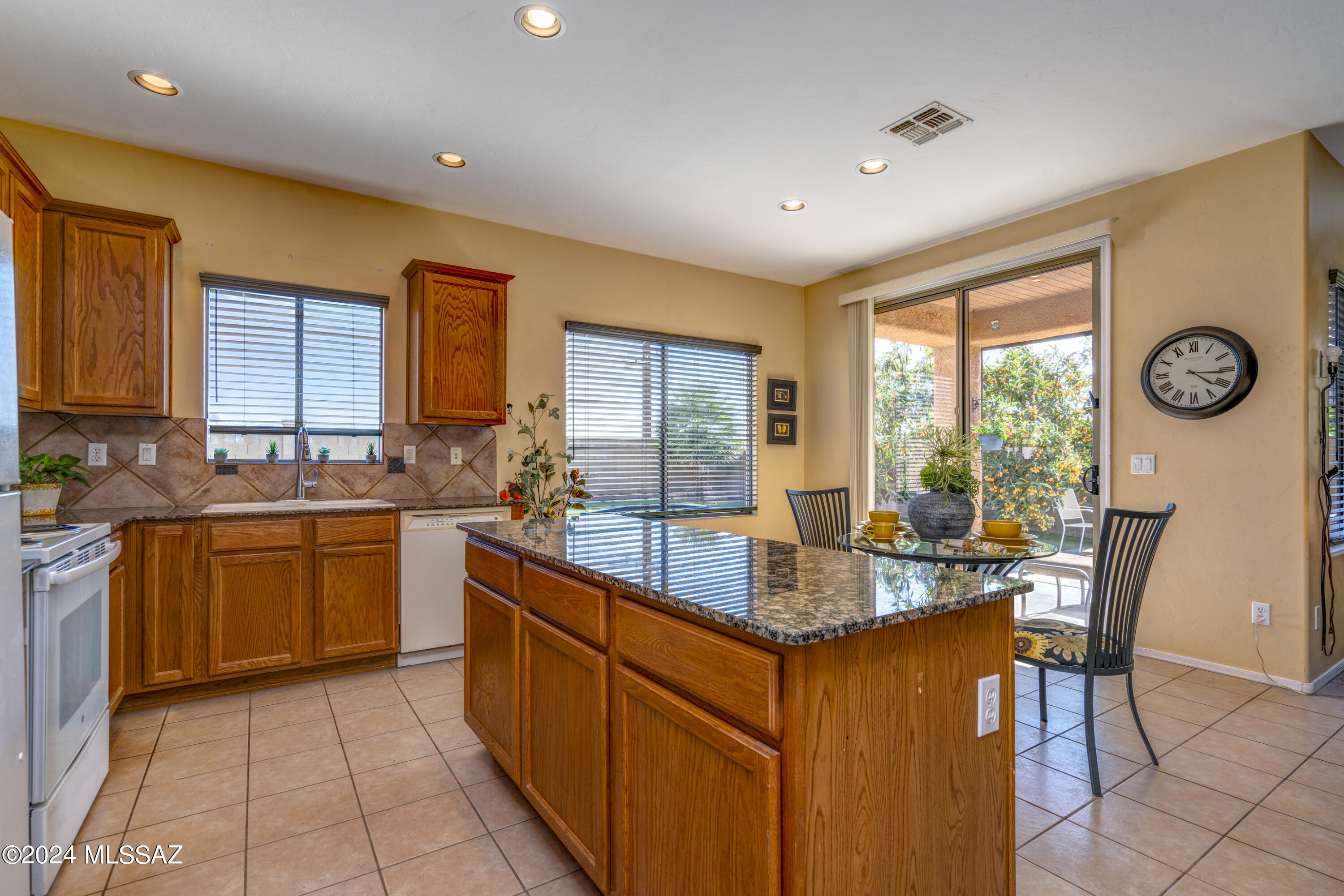 40148 Ridgeline Court Tucson, AZ 85739 - Photo 14 of 50