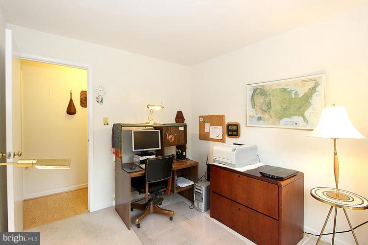11002 Howland Drive Reston, VA 20191 - Photo 18 of 30 Bedroom