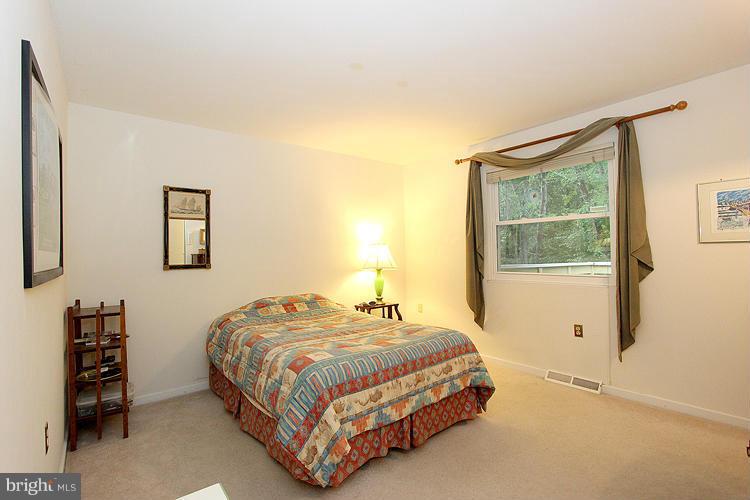 11002 Howland Drive Reston, VA 20191 - Photo 21 of 30 Bedroom (Master)