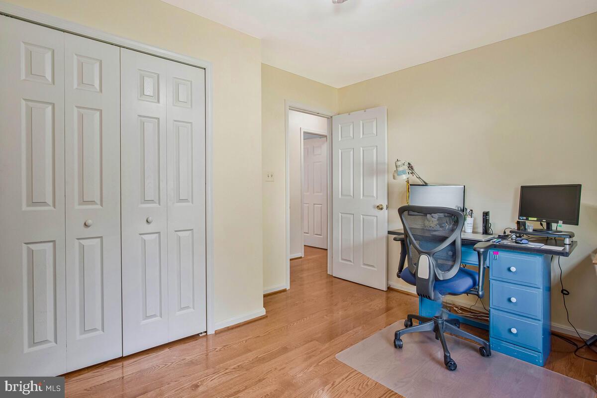 70 South View Drive Huntingtown, MD 20639 - Photo 21 of 34 a view of a workspace with furniture and wooden floor
