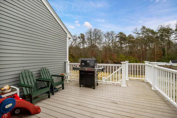 $1,100,000 | 7 Maxwell Lane, Sandwich, MA 02563